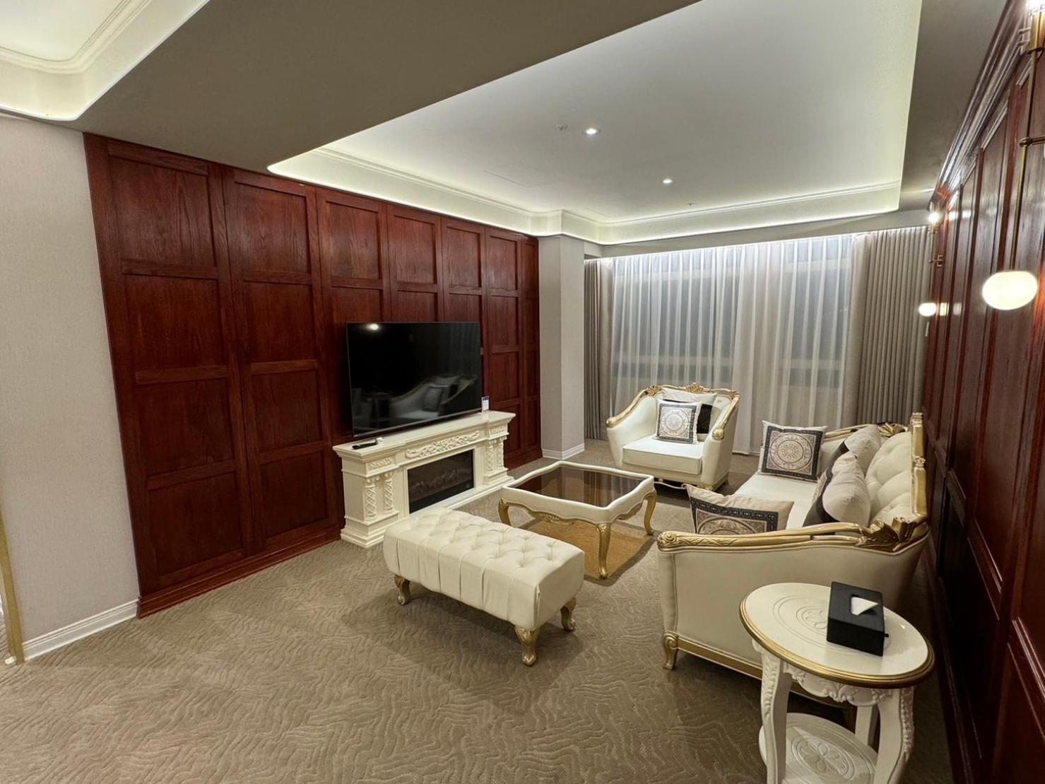 Tryp By Wyndham New Taipei Linkou 新北林口爵怡溫德姆酒店機場捷運mrta9林口站 Exterior foto